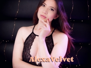 AlexaVelvet Chatte Rasée