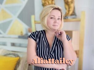 AliaHailey Chatte Rasée