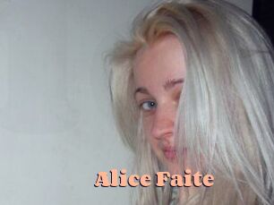 Alice_Faite Chatte Rasée