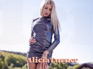 AliciaTurner