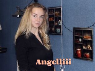 Angelliii Chatte Rasée