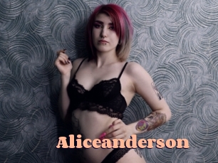aliceanderson Chatte Rasée