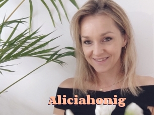 aliciahonig Chatte Rasée