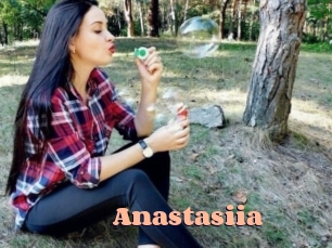 anastasiia Chatte Rasée