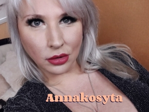 annakosyta Chatte Rasée