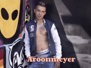 aroonmeyer Chatte Rasée