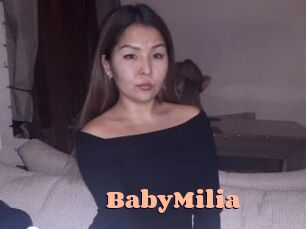 BabyMilia Chatte Rasée