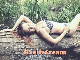BaelieCream Chatte Rasée