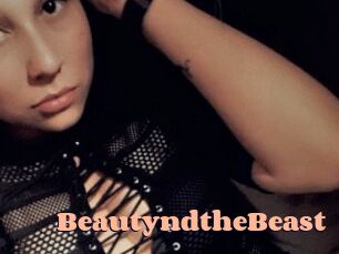 BeautyndtheBeast Chatte Rasée