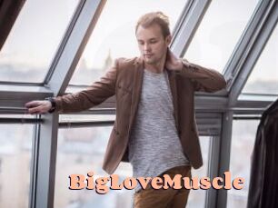 BigLoveMuscle Chatte Rasée