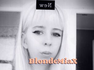 BlondeMiaX