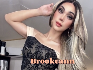 brookeann Chatte Rasée