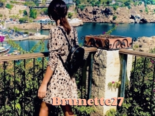 brunette27 Chatte Rasée