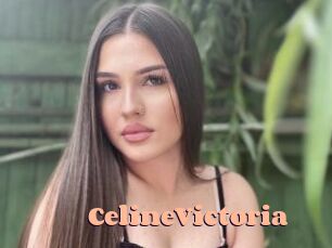 CelineVictoria Chatte Rasée