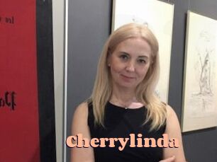 Cherrylinda Chatte Rasée