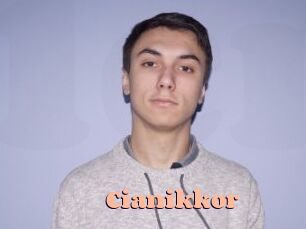 Cianikkor Chatte Rasée
