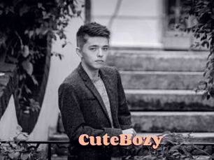 CuteBozy Chatte Rasée