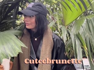 Cuteebrunette