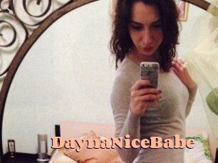 DaynaNiceBabe Chatte Rasée