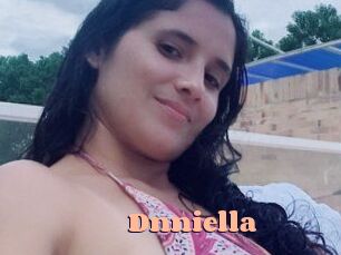 Dnniella