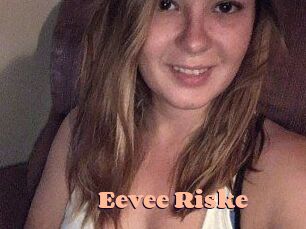 Eevee_Riske