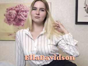 EllaDavidson Chatte Rasée