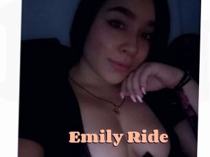Emily_Ride Chatte Rasée