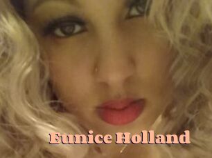 Eunice_Holland Chatte Rasée