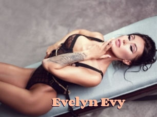 Evelyn_Evy