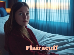 flairacuff Chatte Rasée