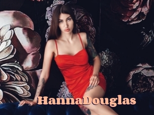 HannaDouglas Chatte Rasée