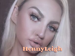 HennyLeigh Chatte Rasée