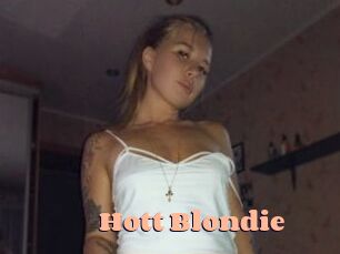 Hott_Blondie