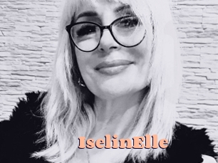 IselinElle Chatte Rasée
