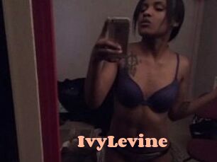 IvyLevine Chatte Rasée