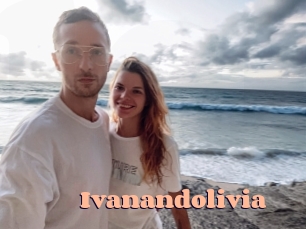 ivanandolivia Chatte Rasée