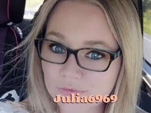 Julia6969