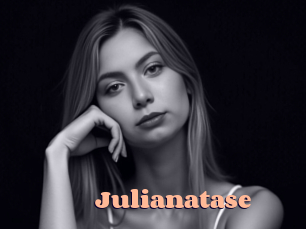 julianatase Chatte Rasée