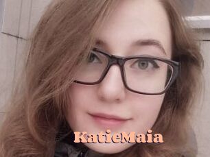 KatieMaia Chatte Rasée