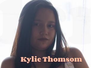 Kylie_Thomsom