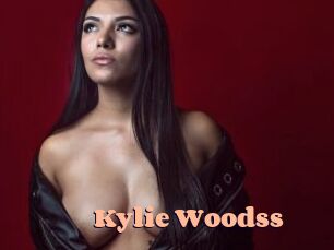 Kylie_Woodss