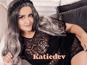 katiedev Chatte Rasée