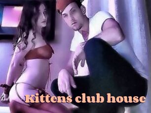 Kittens_club_house