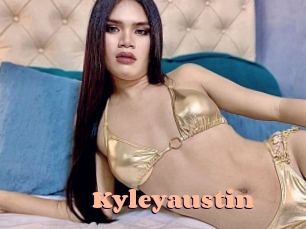 kyleyaustin Chatte Rasée