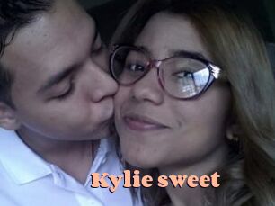 Kylie_sweet