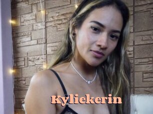 kyliekerin Chatte Rasée