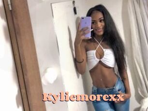 kyliemorexx Chatte Rasée