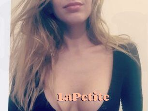 LaPetite Chatte Rasée