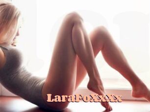 LaraFoXxXx