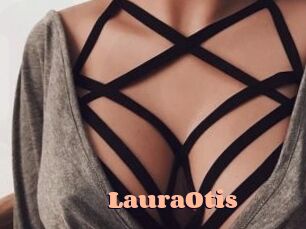 LauraOtis Chatte Rasée